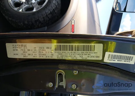 2016 Ram 1500 Laramie z USA, uszkodzony, nr VIN 1C6RR7VM0GS208919